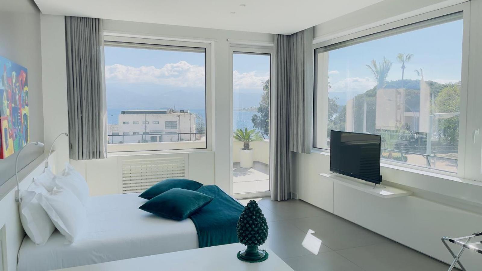 Bed and Breakfast FuoriSquadra Messina Esterno foto